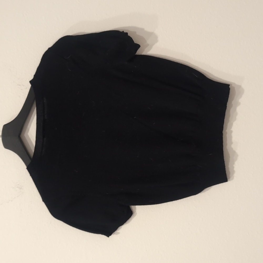 Lightweight knit top - Picture 3 of 7